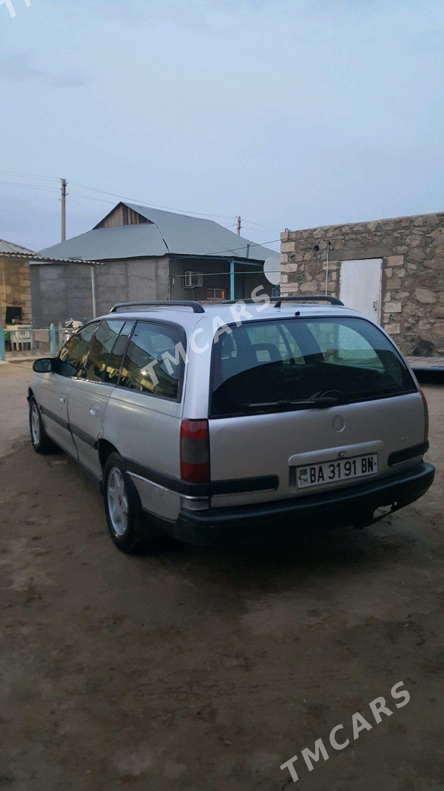 Opel Omega 1997 - 27 000 TMT - Jebel - img 2