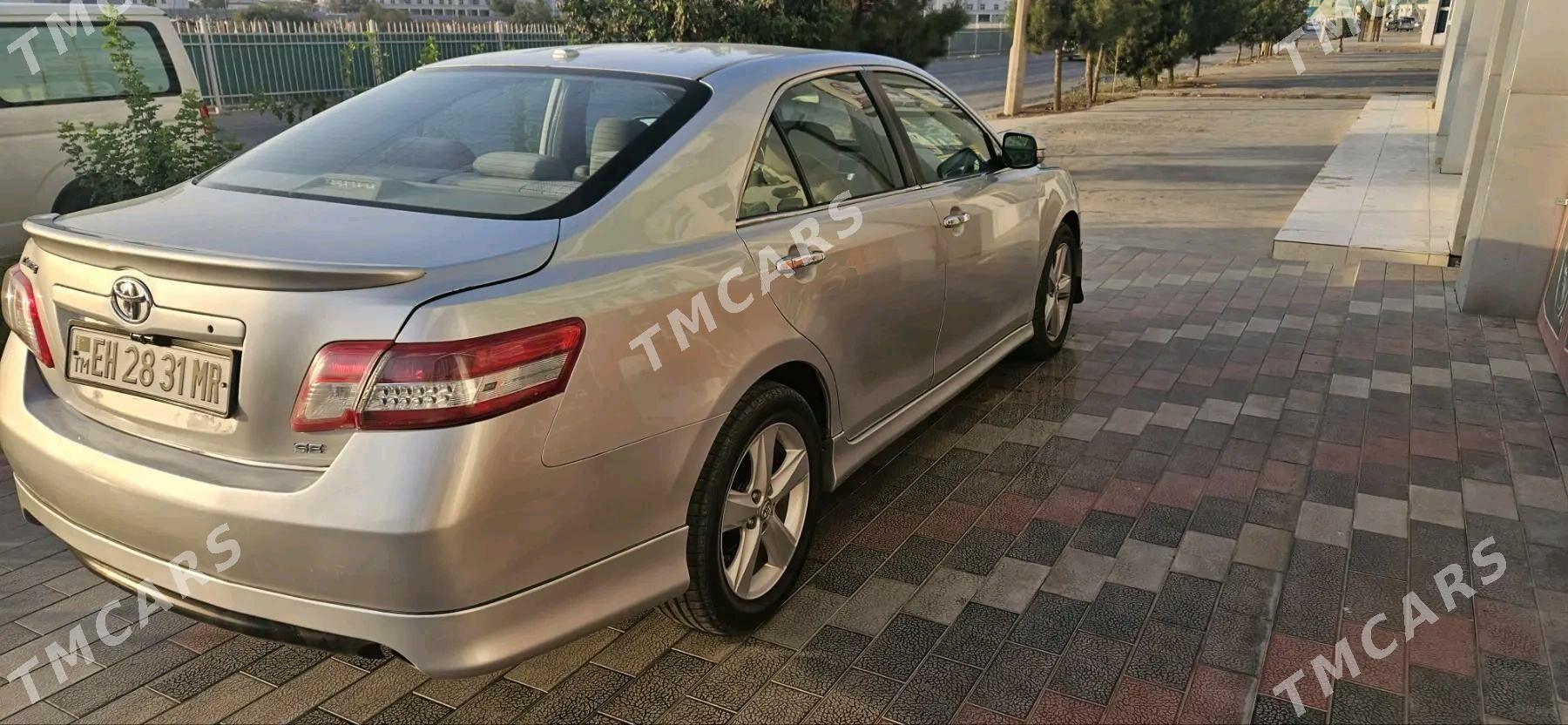 Toyota Camry 2009 - 175 000 TMT - Байрамали - img 4
