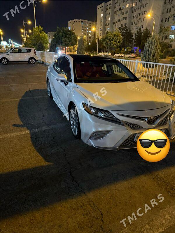 Toyota Camry 2018 - 395 000 TMT - Ашхабад - img 3
