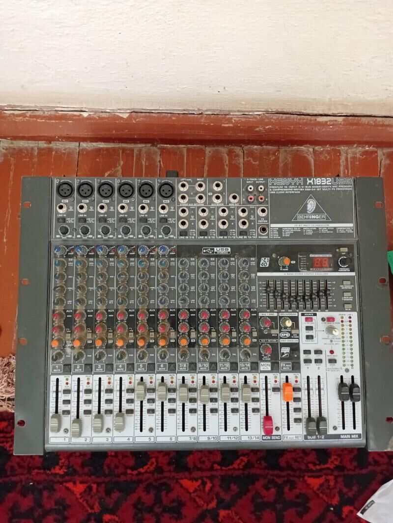 Behringer aparat kalonka - Garabekewül - img 6