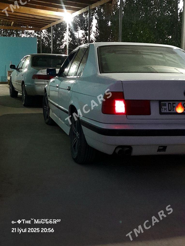 BMW 525 1989 - 35 000 TMT - Губадаг - img 3
