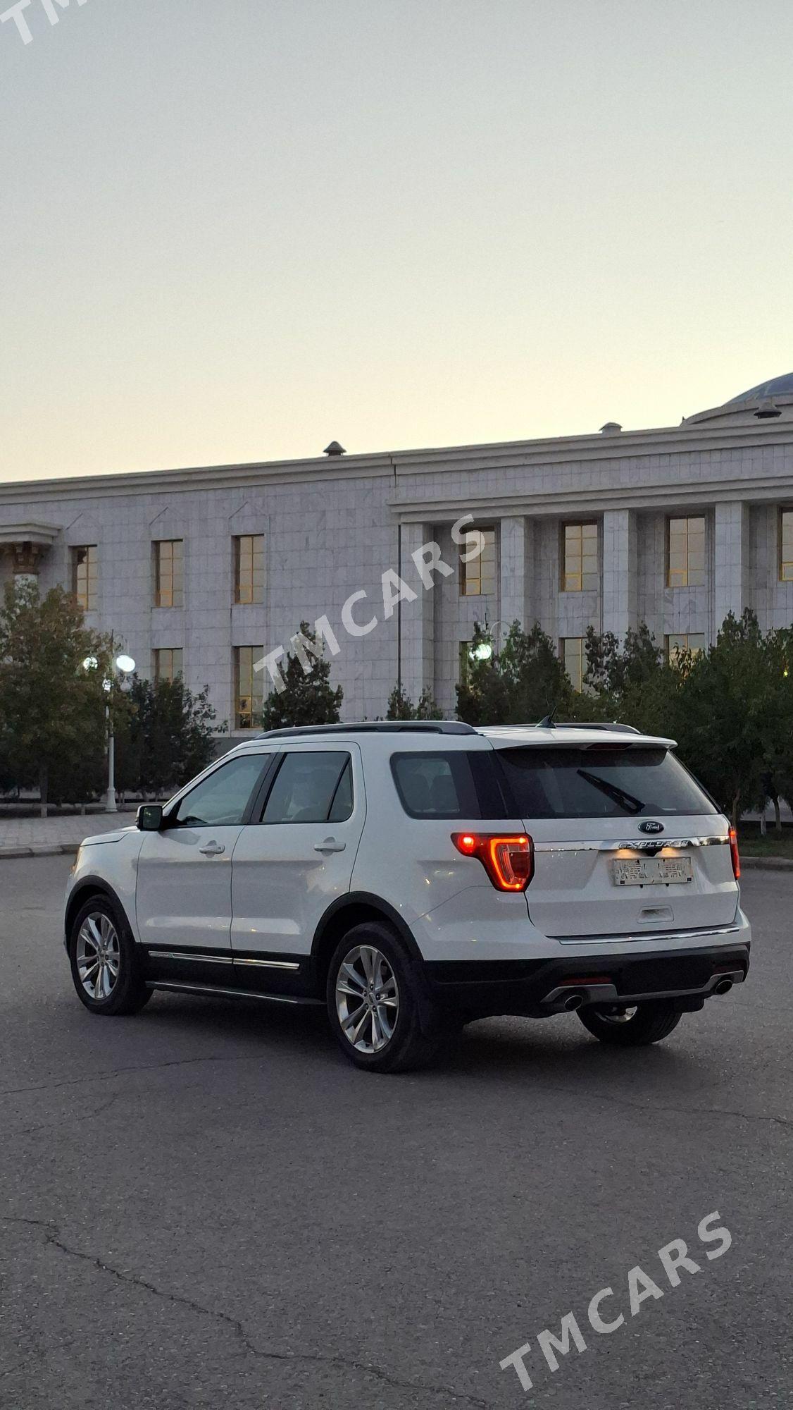 Ford Explorer 2018 - 331 500 TMT - Дашогуз - img 9