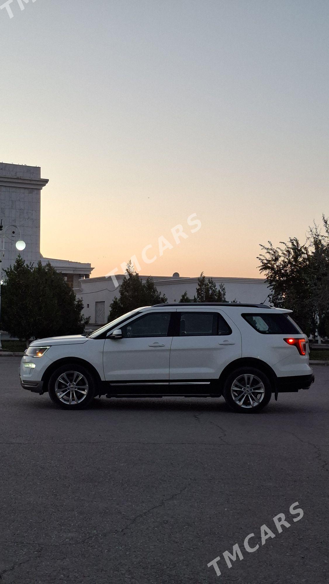Ford Explorer 2018 - 331 500 TMT - Дашогуз - img 6