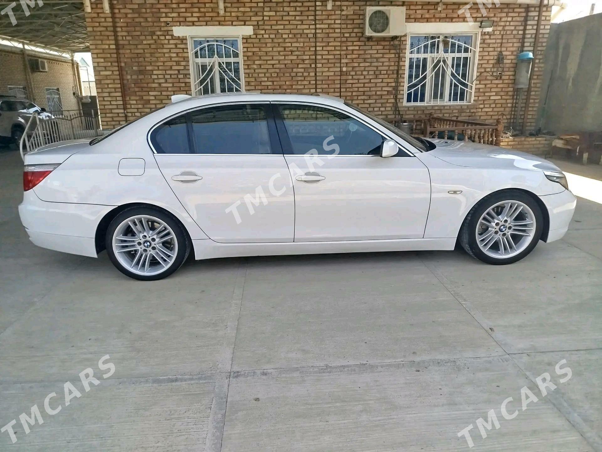 BMW 525 2008 - 165 000 TMT - Бахарден - img 4