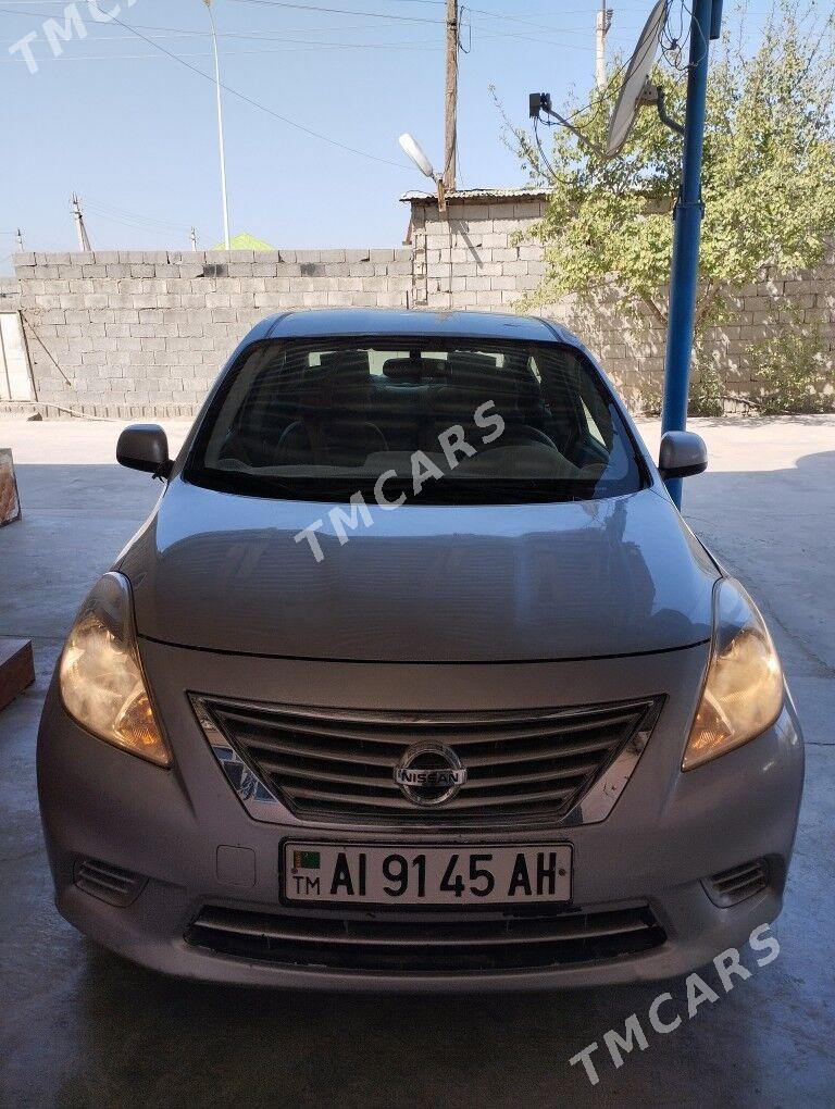 Nissan Versa 2012 - 120 000 TMT - Änew - img 2