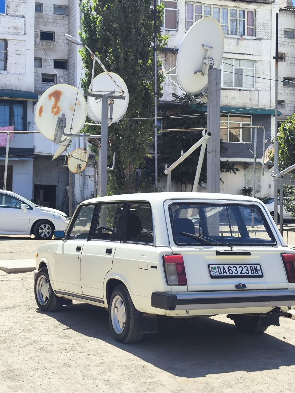 Lada 2105 1998 - 30 000 TMT - Туркменбаши - img 3