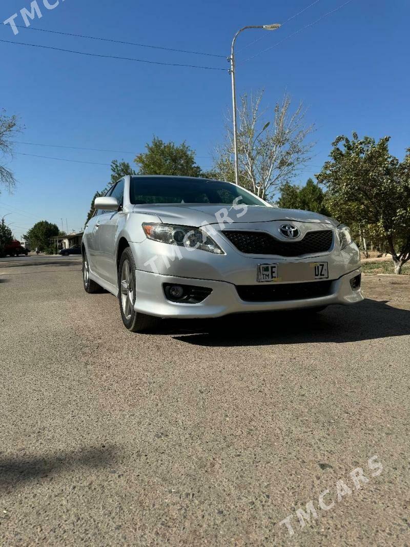 Toyota Camry 2010 - 230 000 TMT - Дашогуз - img 8
