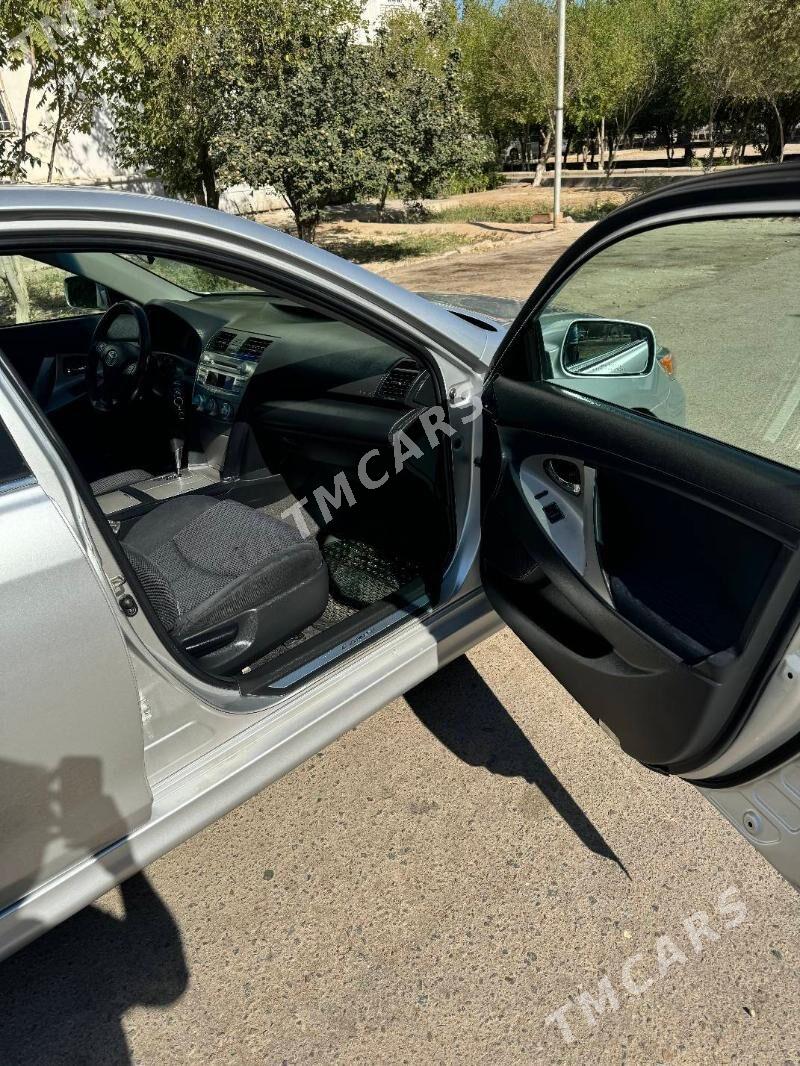 Toyota Camry 2010 - 230 000 TMT - Дашогуз - img 5