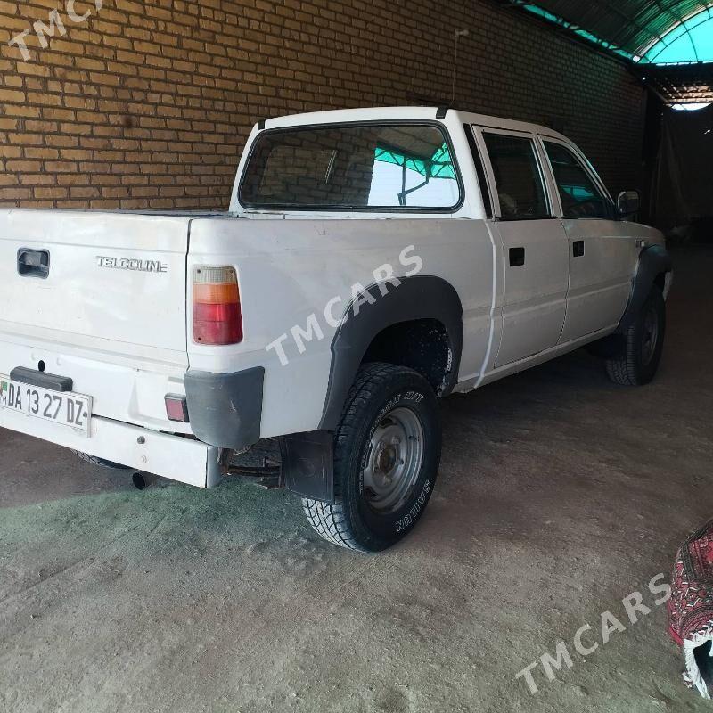 Toyota Hilux 2010 - 86 000 TMT - Гороглы (Тагта) - img 5