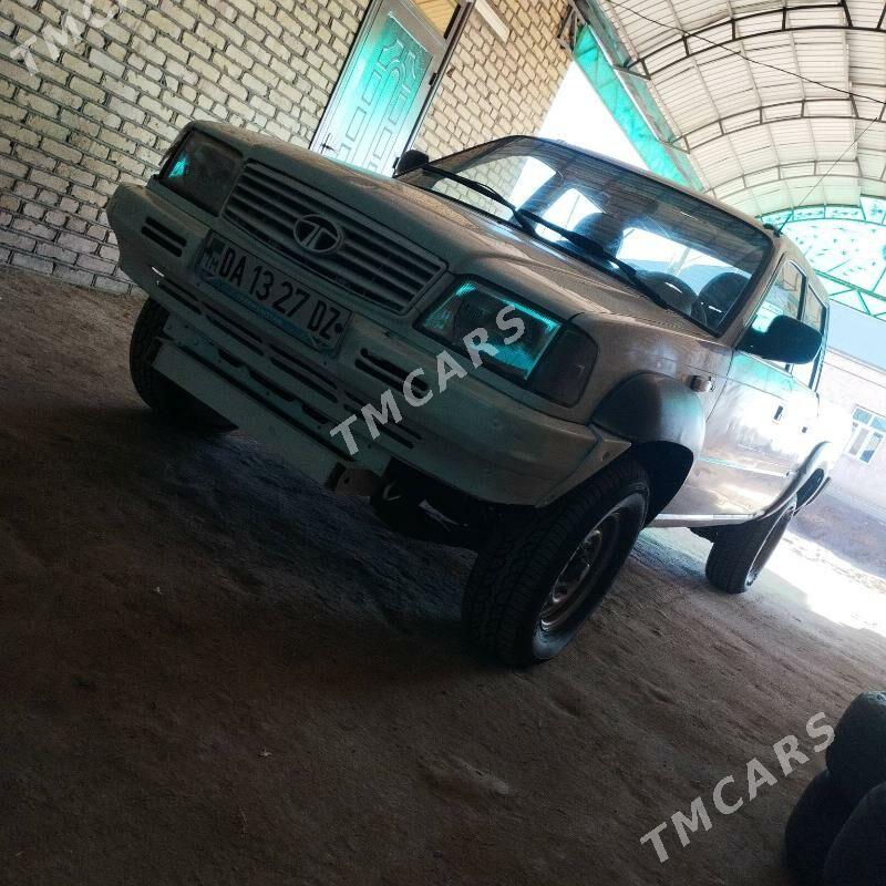 Toyota Hilux 2010 - 86 000 TMT - Гороглы (Тагта) - img 4