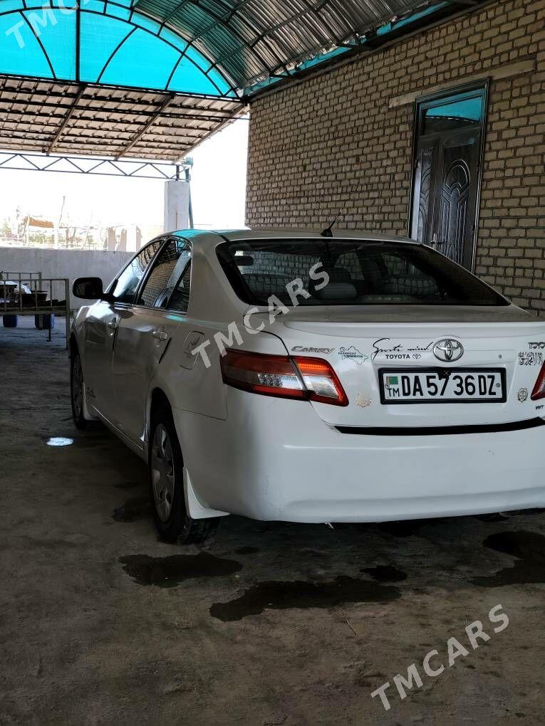 Toyota Camry 2010 - 130 000 TMT - Гороглы (Тагта) - img 2