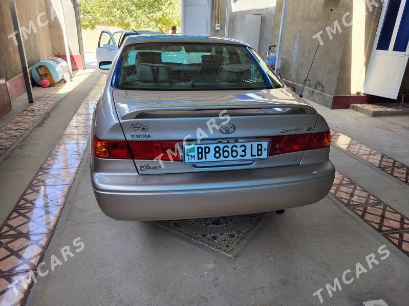 Toyota Camry 2000 - 180 000 TMT - Магданлы - img 3