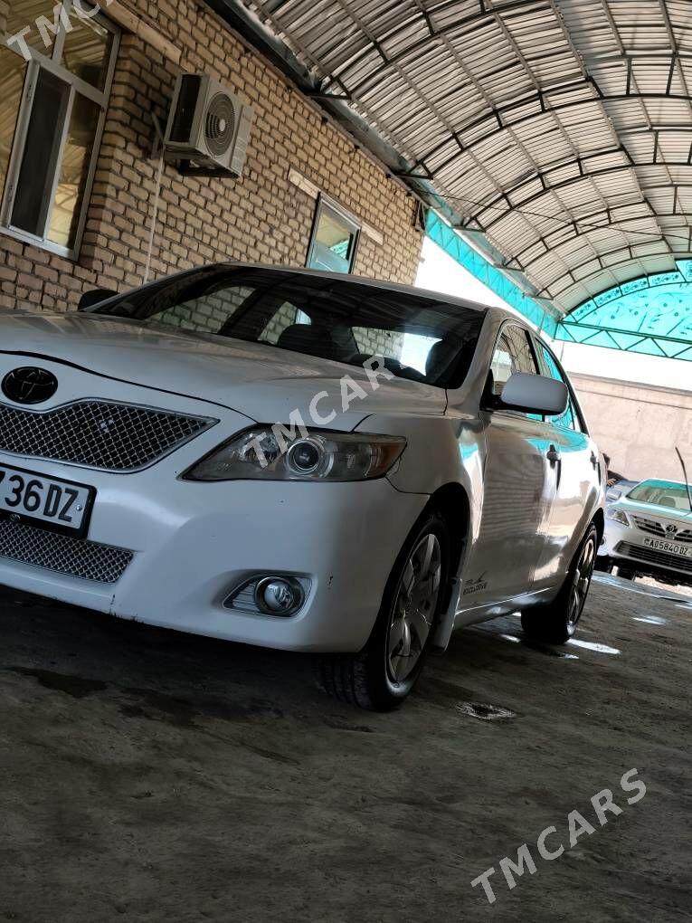 Toyota Camry 2010 - 130 000 TMT - Гороглы (Тагта) - img 10