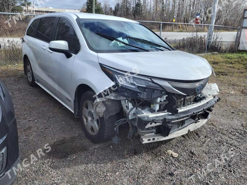 Toyota Sienna 2021 - 480 000 TMT - Бедев - img 3