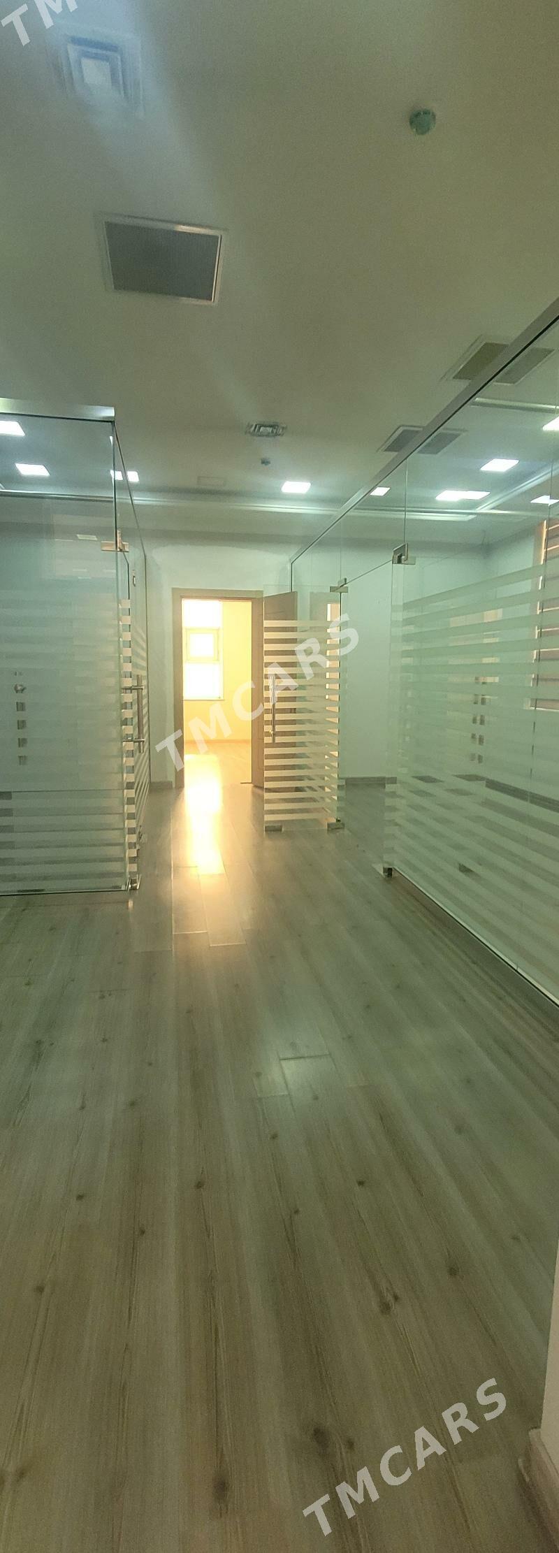 Аренда  250 м² 14 этап 1 этаж - 14-nji tapgyr (Sowhozny köç) - img 1