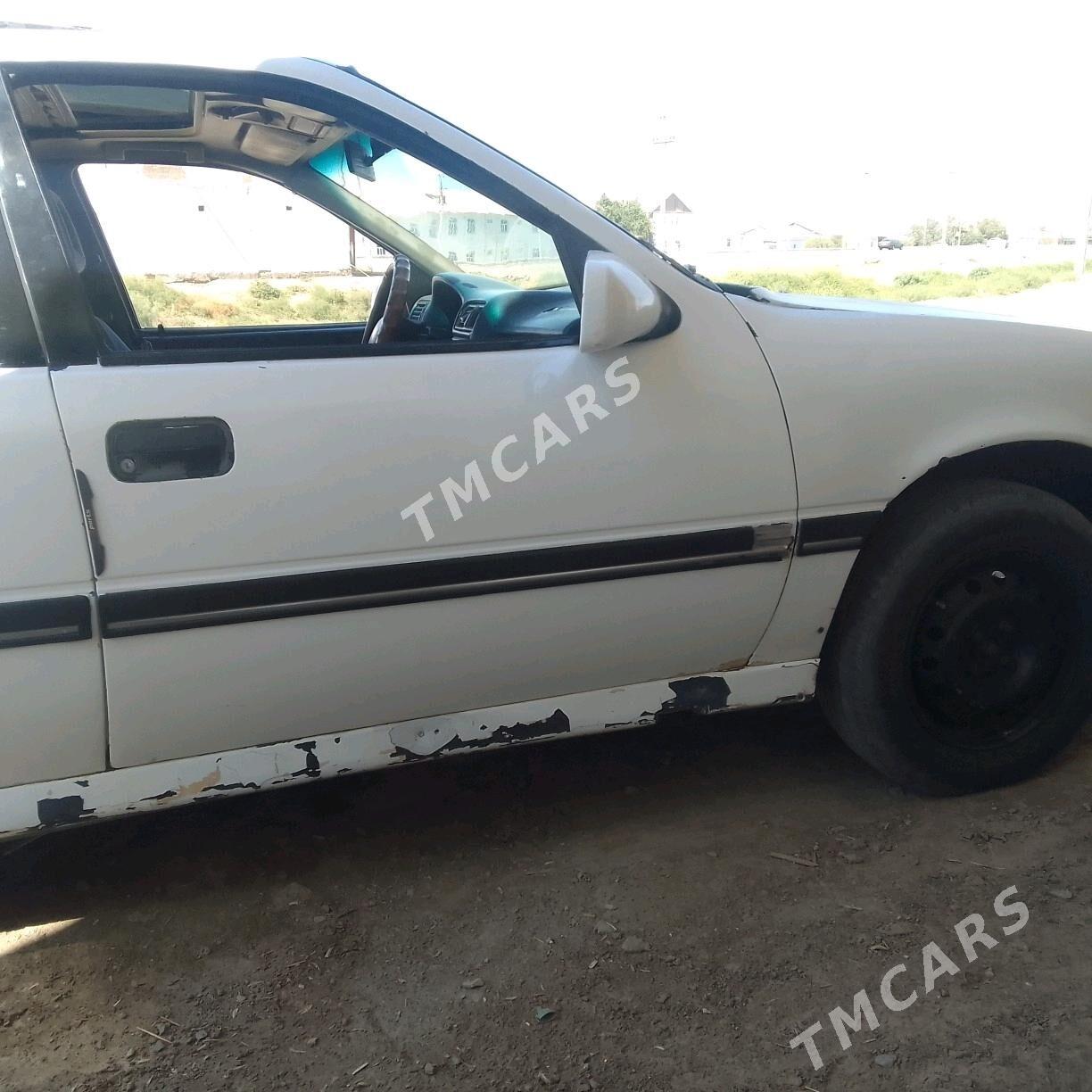 Opel Vectra 1991 - 22 000 TMT - Болдумсаз - img 6