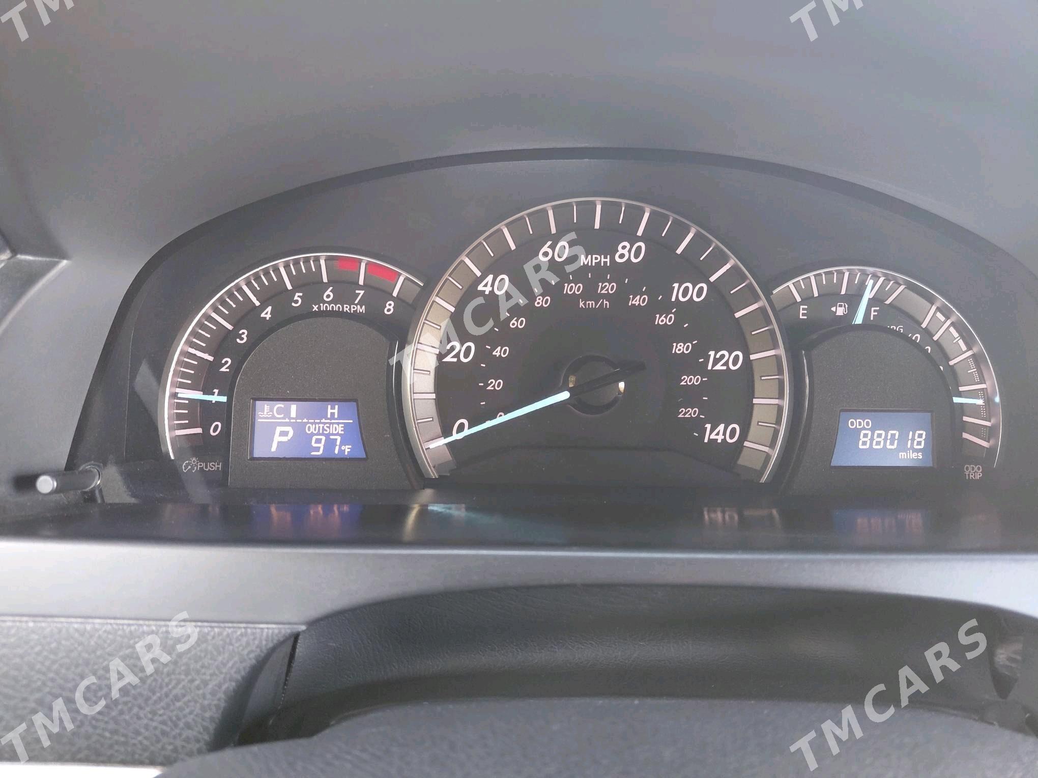 Toyota Camry 2013 - 230 000 TMT - Köneürgenç - img 3