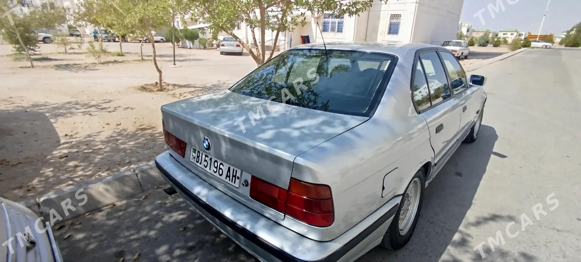 BMW 520 1991 - 52 000 TMT - Balkanabat - img 9