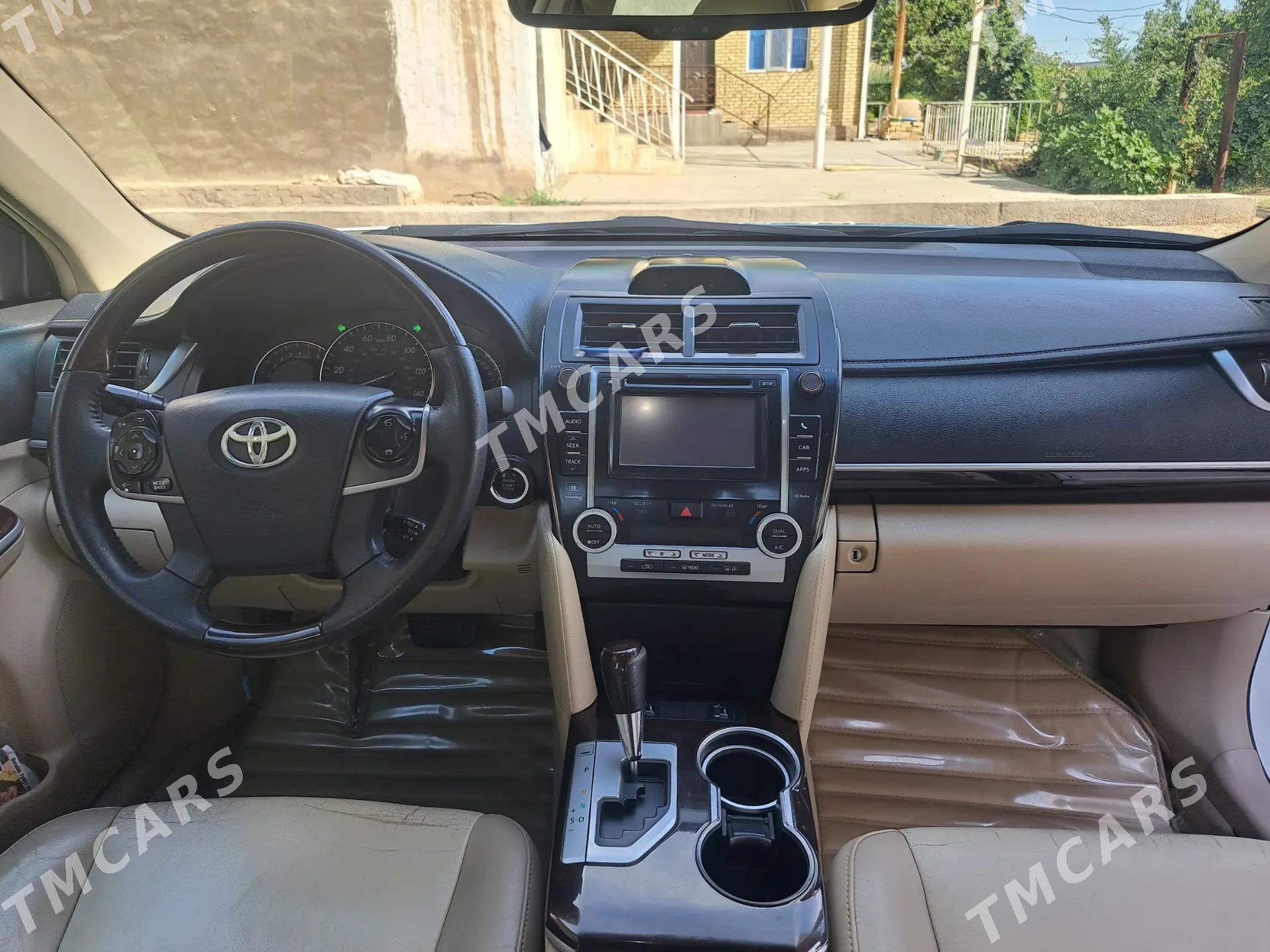 Toyota Camry 2013 - 244 000 TMT - Мары - img 4