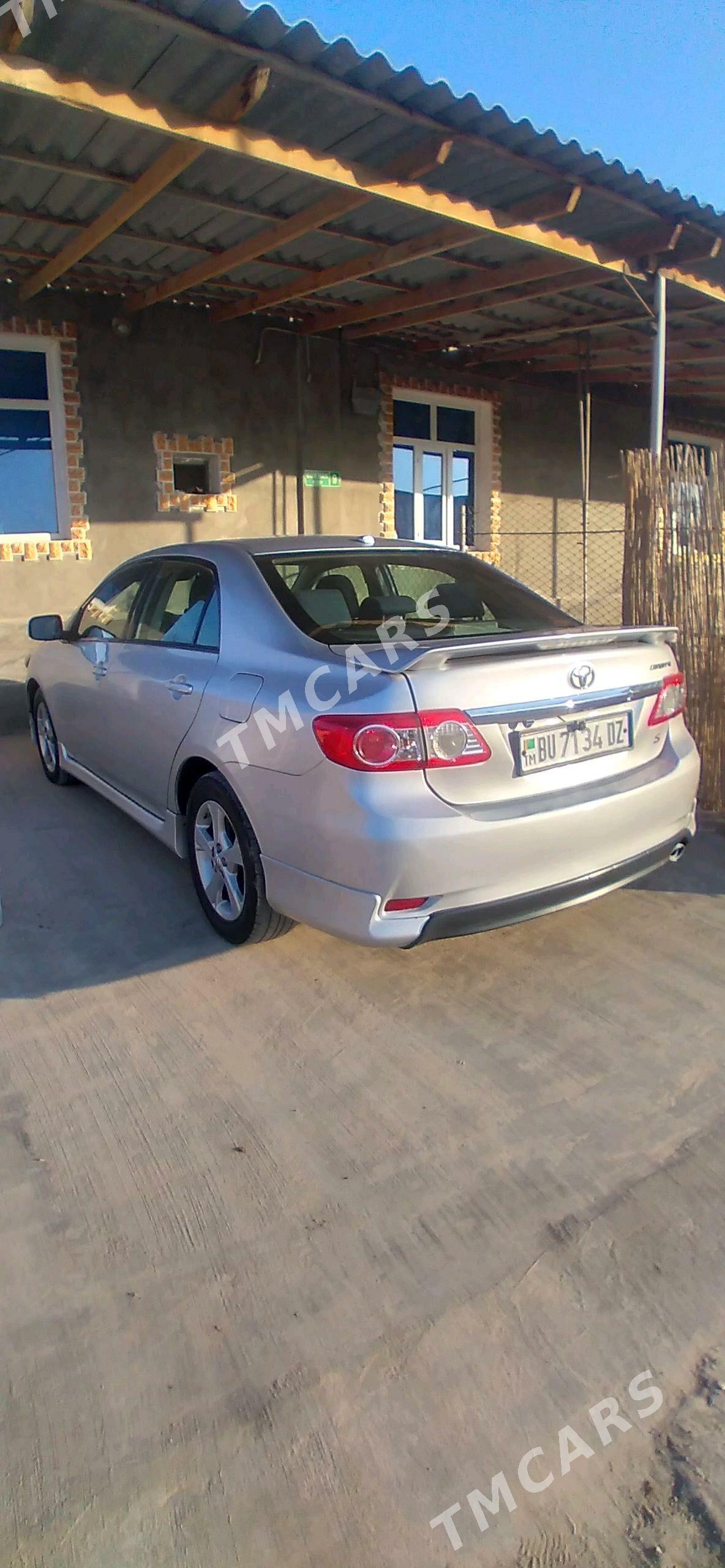 Toyota Corolla 2012 - 160 000 TMT - Daşoguz - img 4