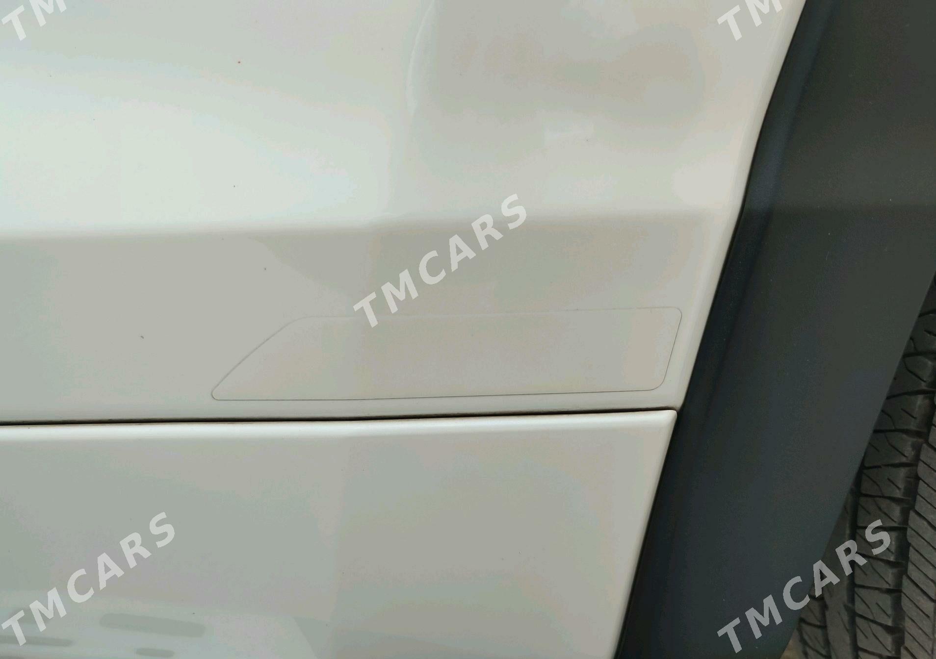 Toyota Highlander 2018 - 520 000 TMT - Türkmenbaşy etr. - img 9