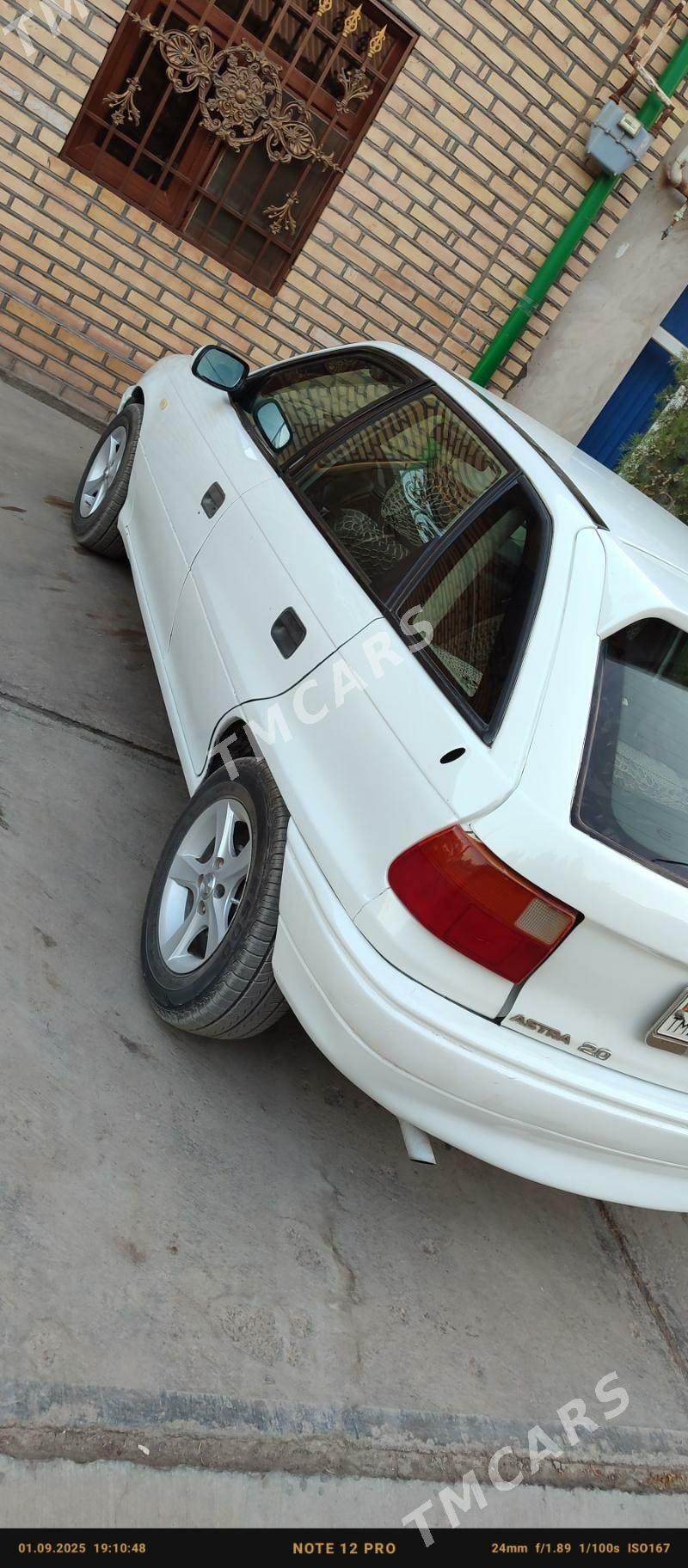 Opel Astra 1993 - 45 000 TMT - Шабатский этрап - img 2