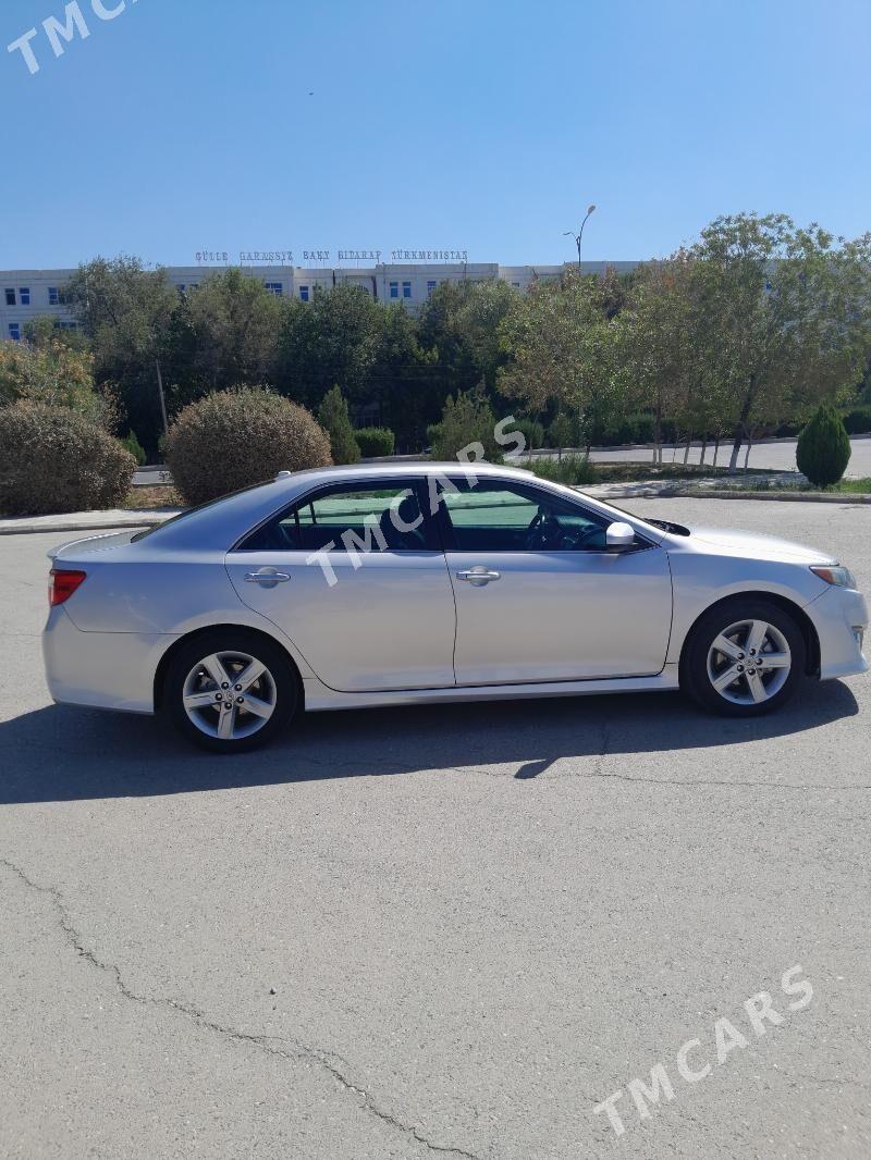 Toyota Camry 2012 - 240 000 TMT - Дашогуз - img 6