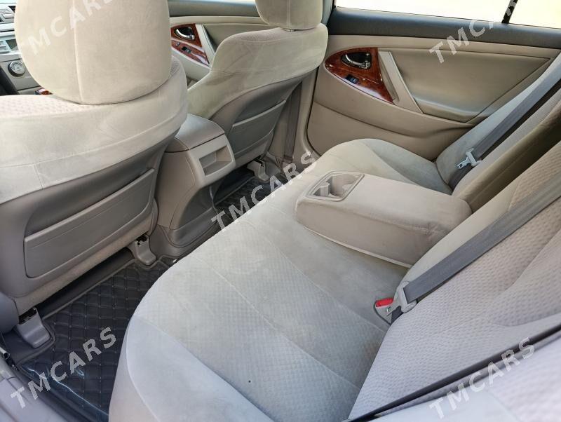 Toyota Camry 2010 - 170 000 TMT - Мир 2 - img 7