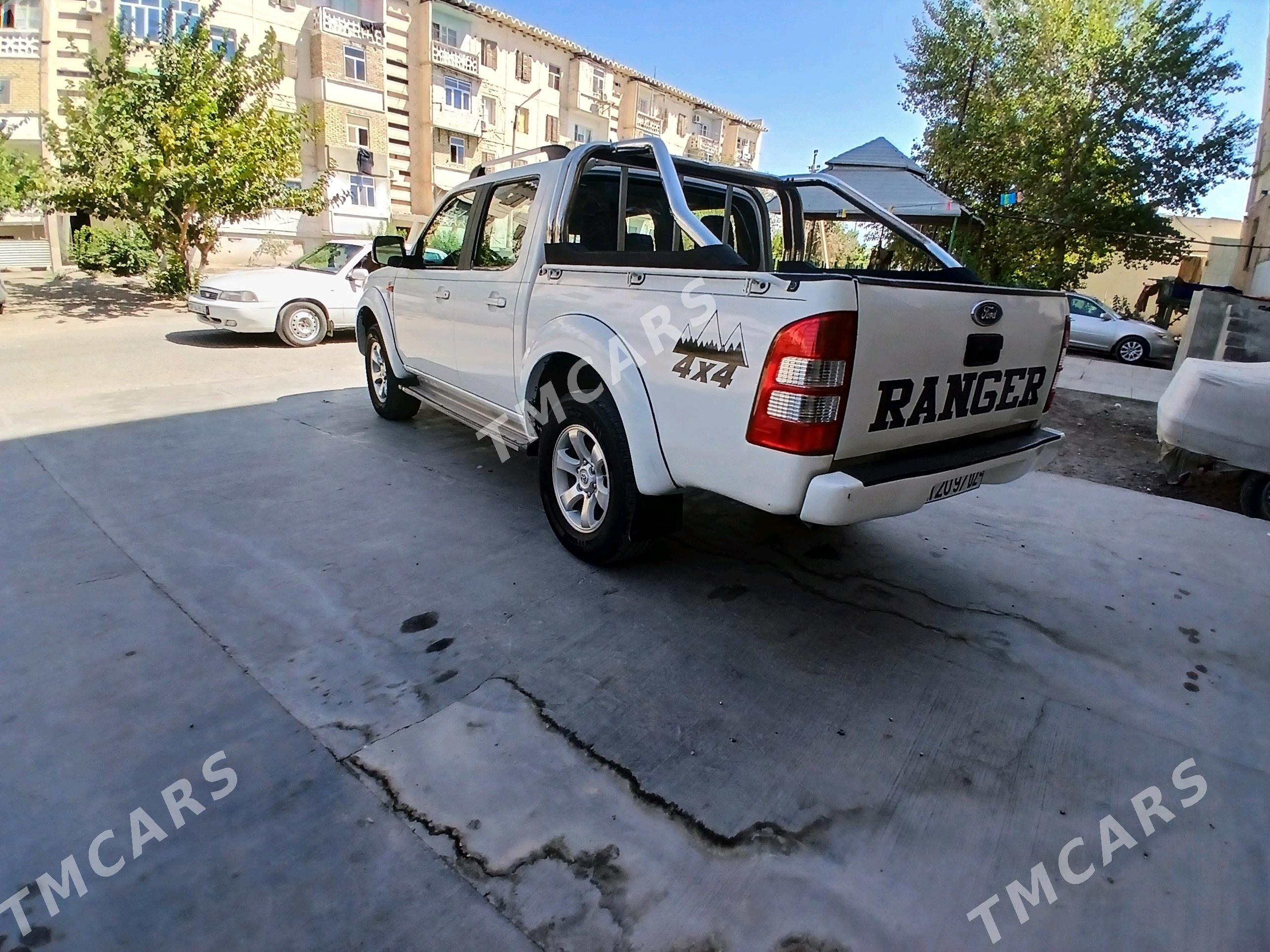Ford Ranger 2011 - 160 000 TMT - Дашогуз - img 6