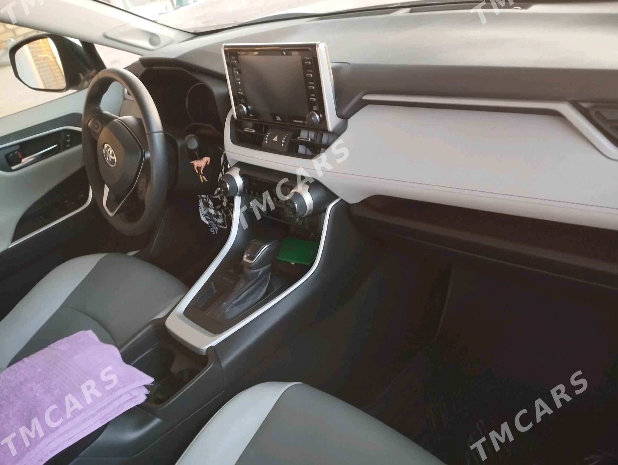 Toyota RAV4 2021 - 430 000 TMT - Мары - img 5