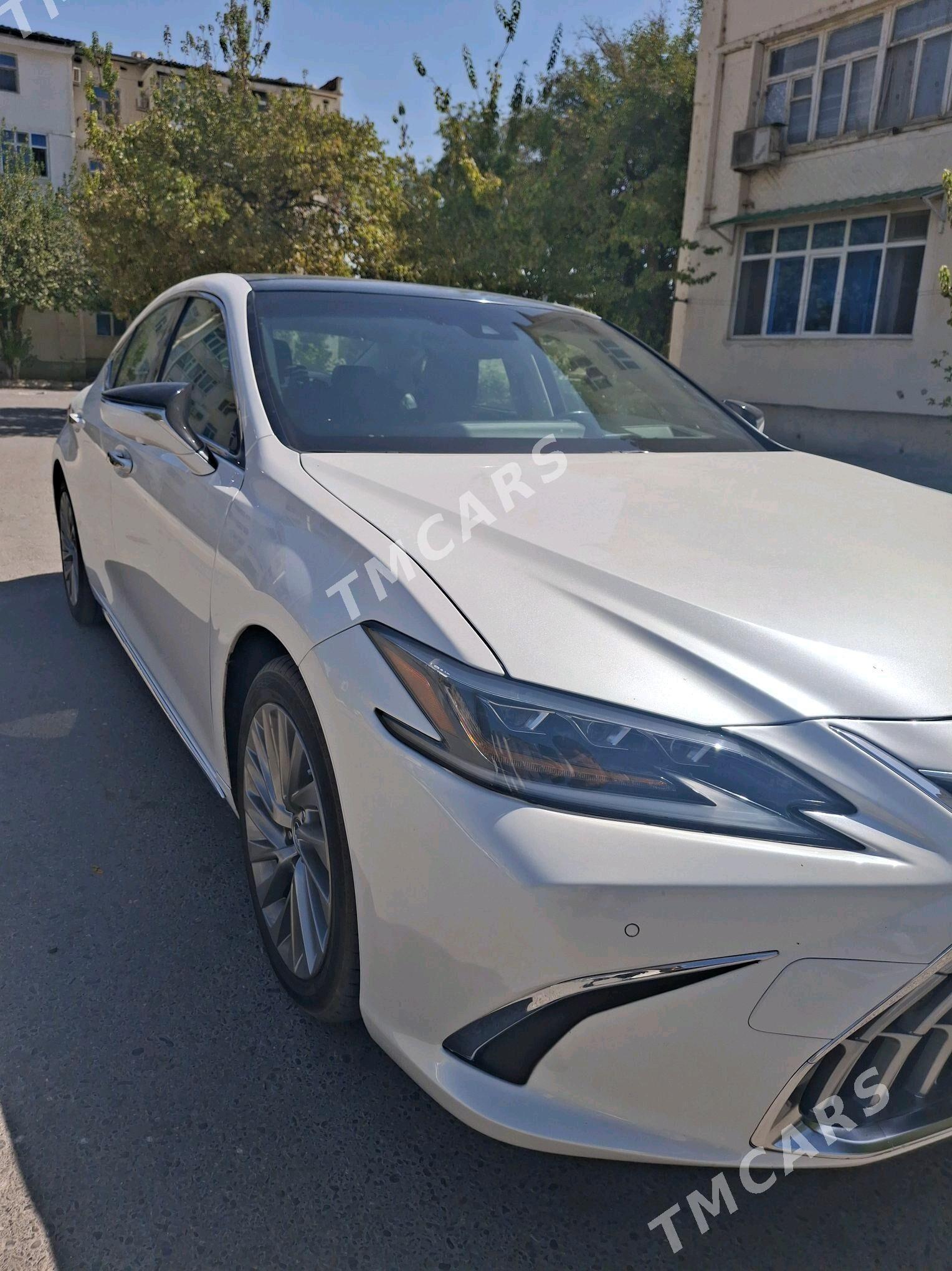 Lexus ES 350 2019 - 620 000 TMT - 11 мкр - img 5