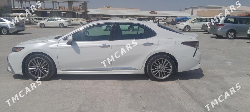 Toyota Camry 2021 - 310 000 TMT - Байрамали - img 5
