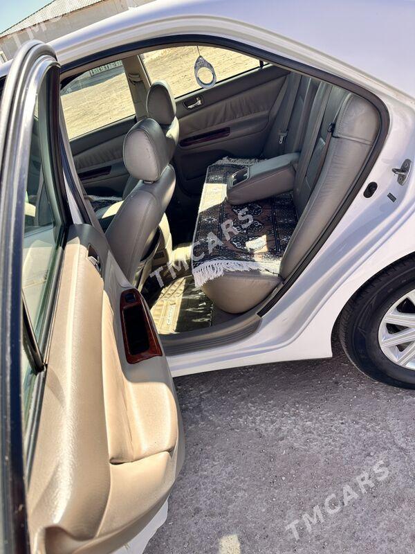 Toyota Camry 2004 - 170 000 TMT - Köneürgenç - img 3