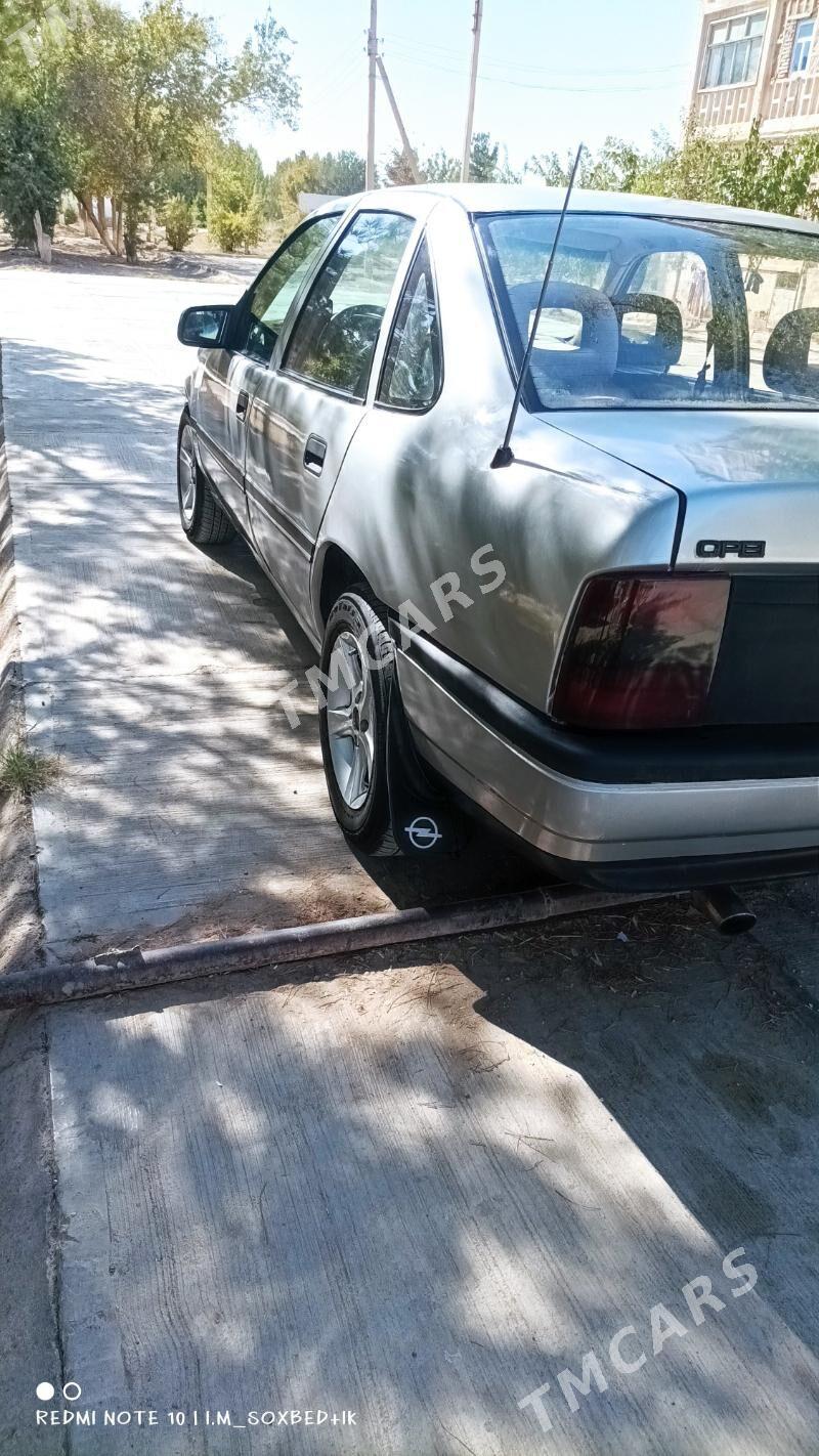 Opel Vectra 1989 - 26 000 TMT - Mary - img 9