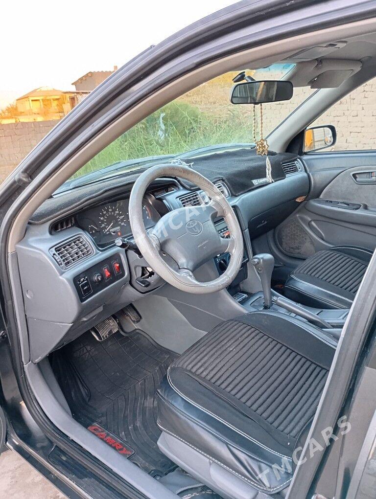 Toyota Camry 2000 - 145 000 TMT - Кёнеургенч - img 2
