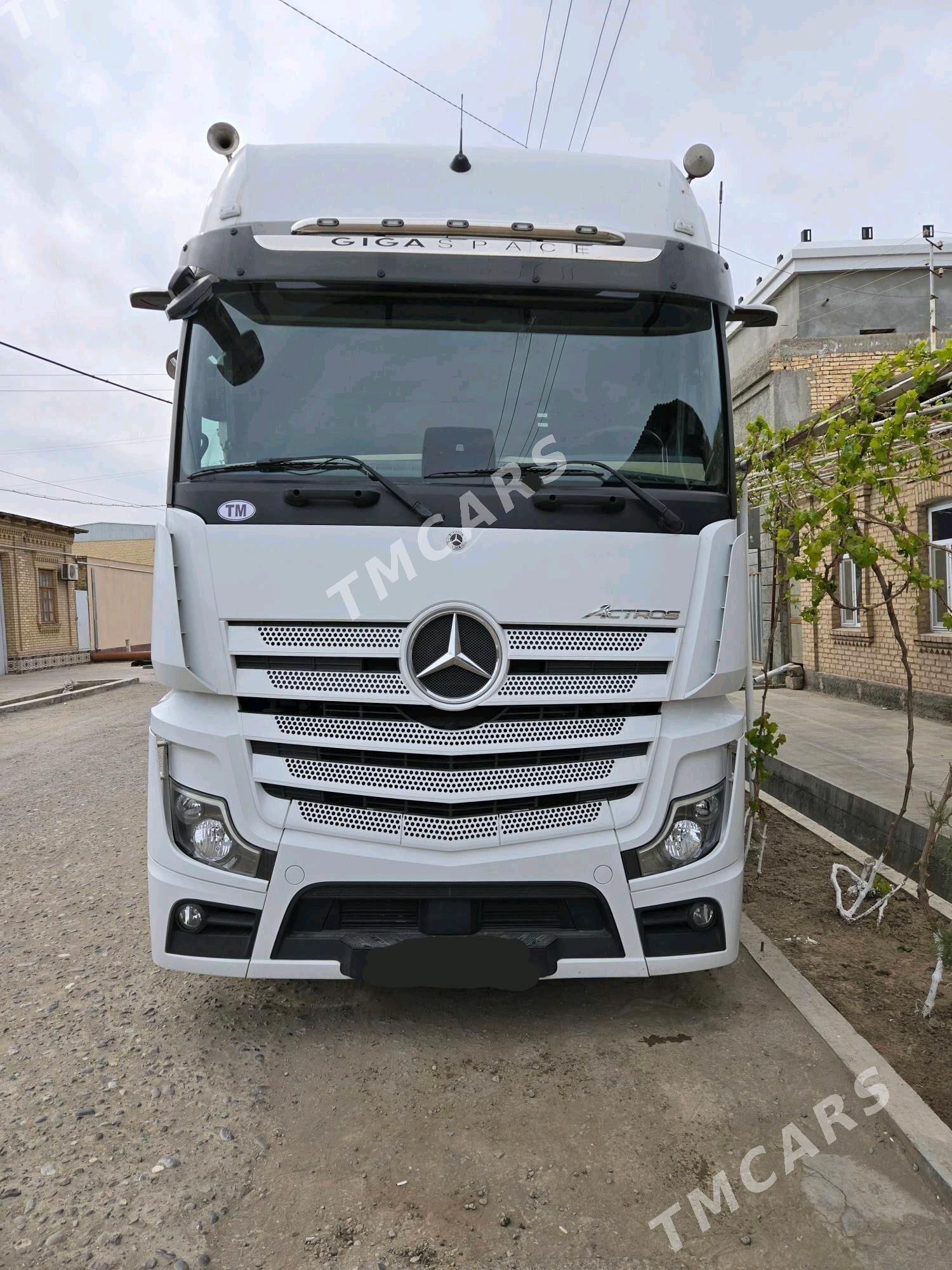 Mercedes-Benz ACTROS 3331 2020 - 1 610 000 TMT - Туркменабат - img 2
