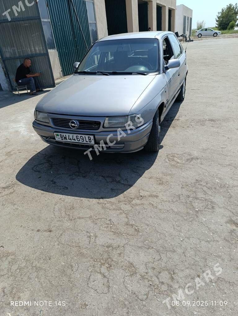 Opel Astra 1994 - 40 000 TMT - Дянев - img 3