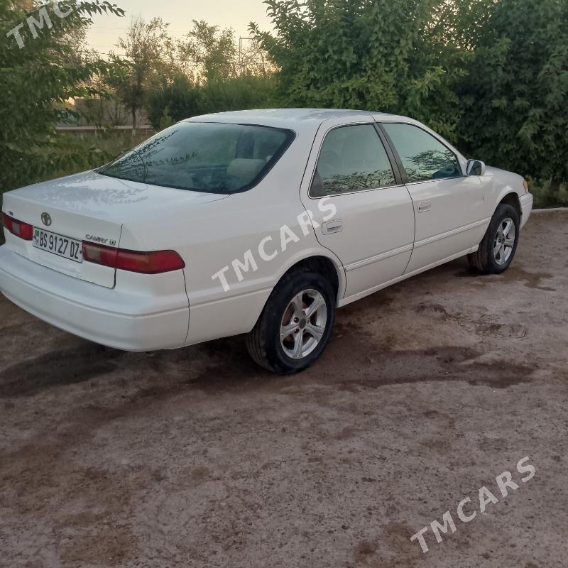 Toyota Camry 1998 - 90 000 TMT - етр. Туркменбаши - img 3