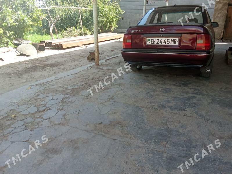 Opel Vectra 1990 - 30 000 TMT - Mary - img 4