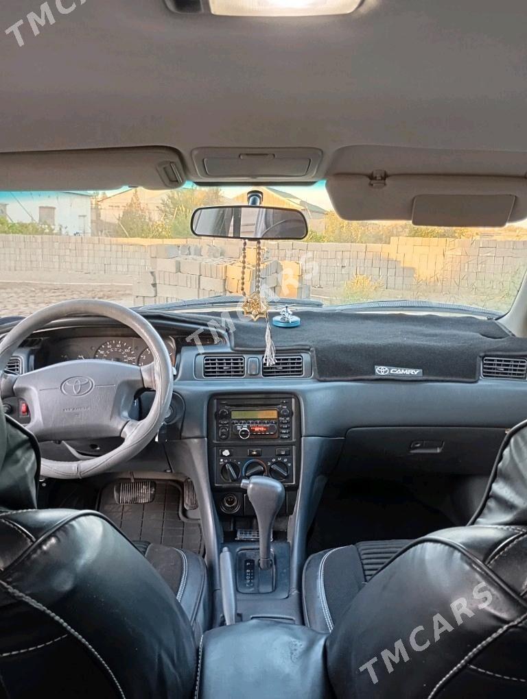 Toyota Camry 2000 - 145 000 TMT - Кёнеургенч - img 4