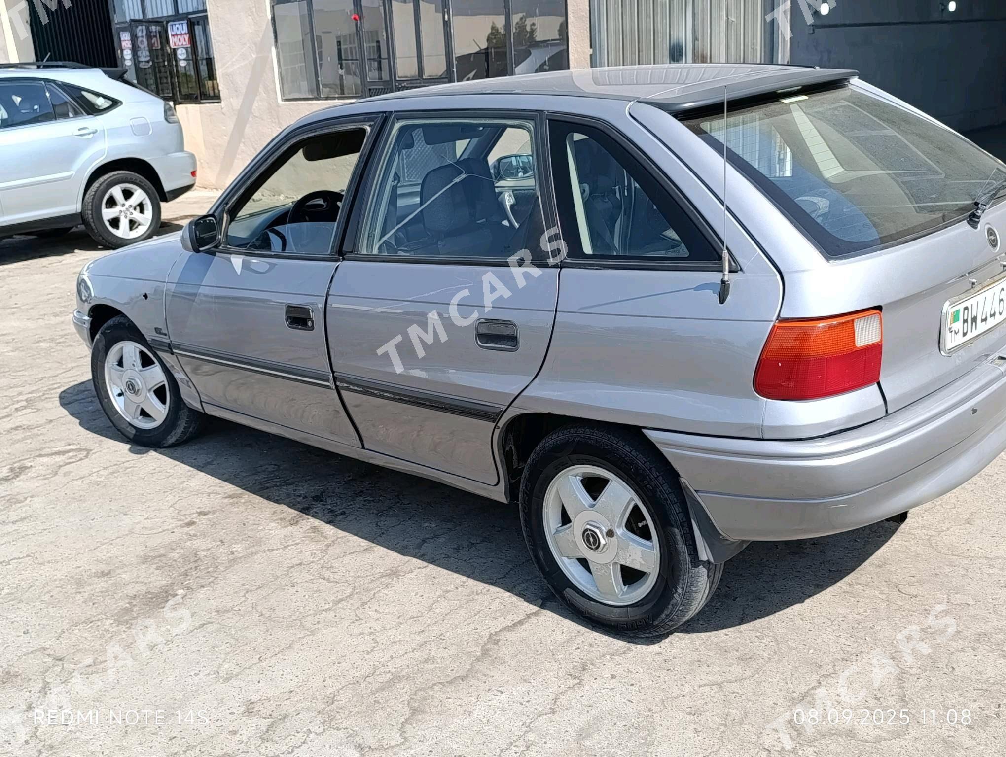 Opel Astra 1994 - 40 000 TMT - Дянев - img 4