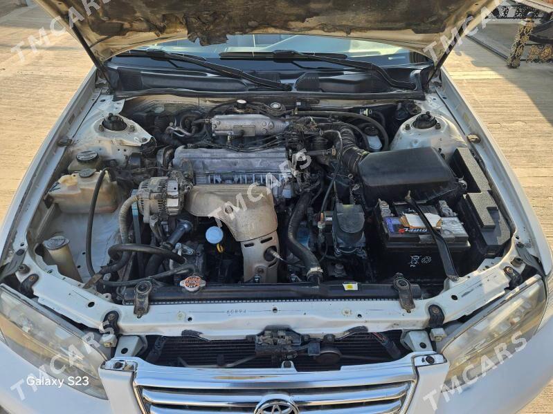 Toyota Camry 2000 - 161 000 TMT - Gyzylarbat - img 4
