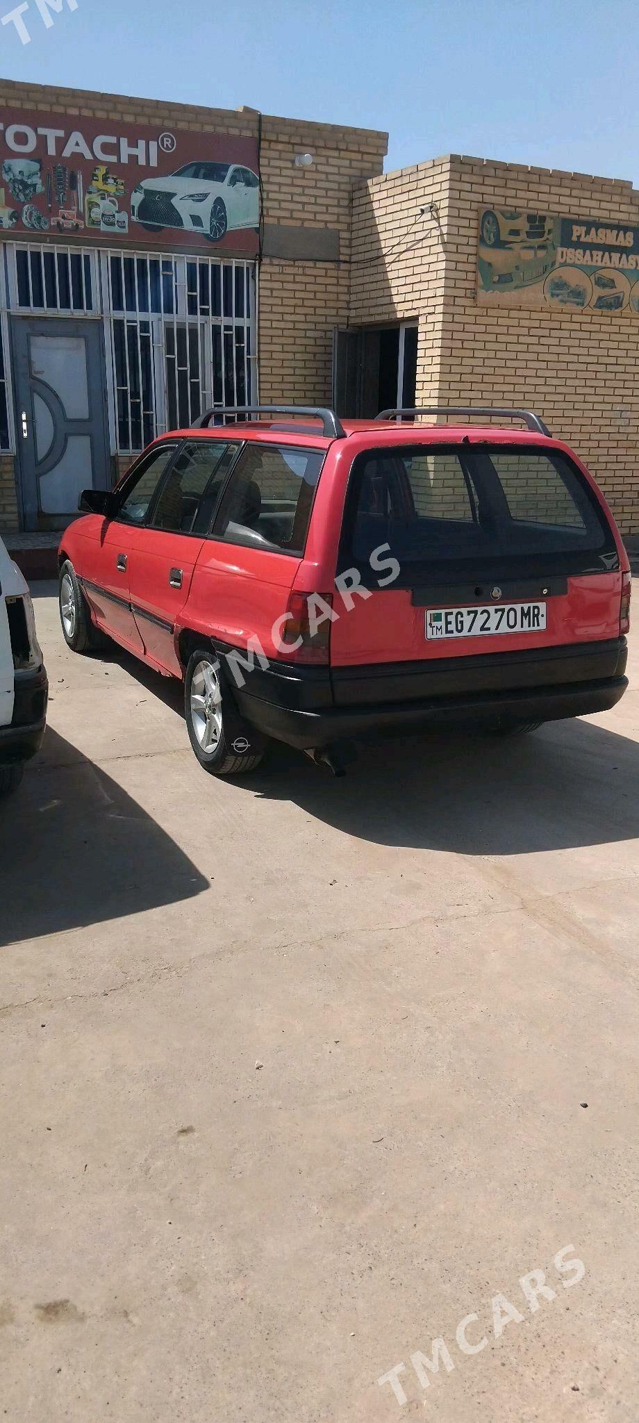 Opel Astra 1992 - 30 000 TMT - Мары - img 3