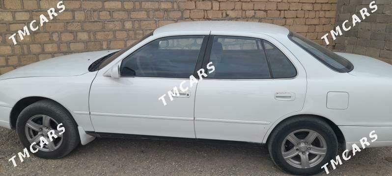 Toyota Camry 1993 - 90 000 TMT - Гызыларбат - img 3