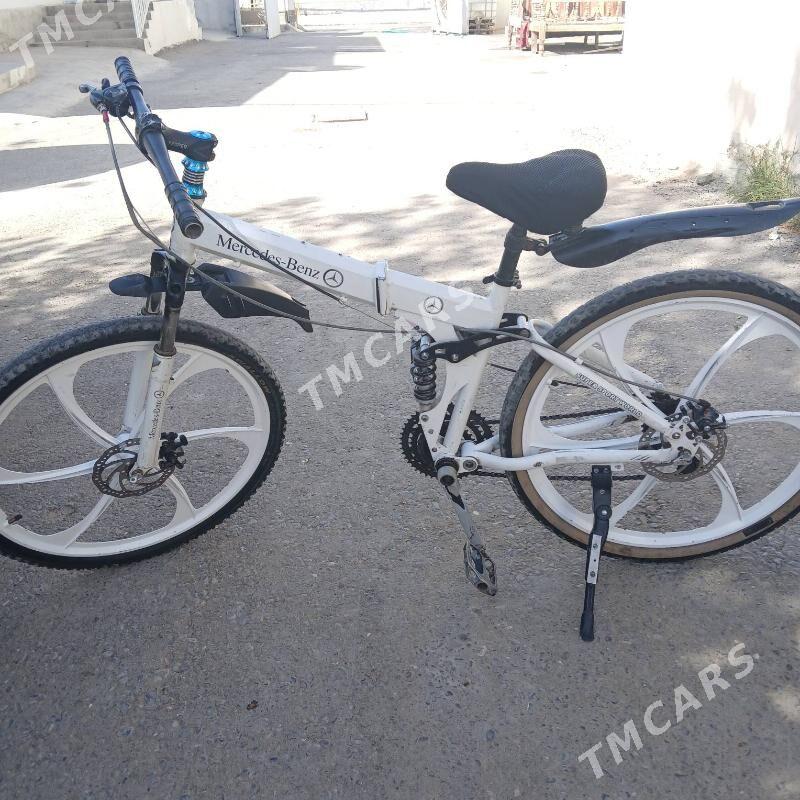 Mersedes  benz - Aşgabat - img 2