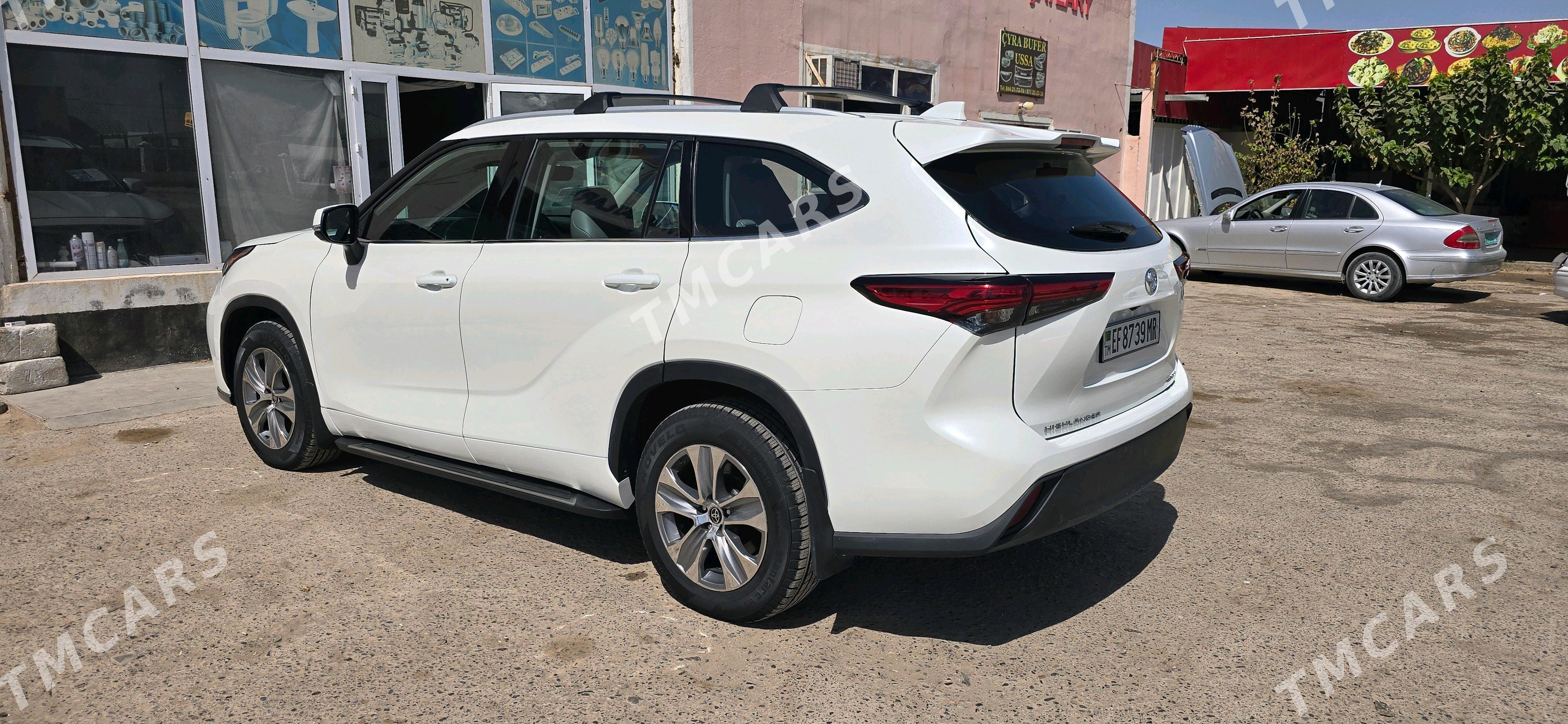 Toyota Highlander 2022 - 540 000 TMT - Байрамали - img 3