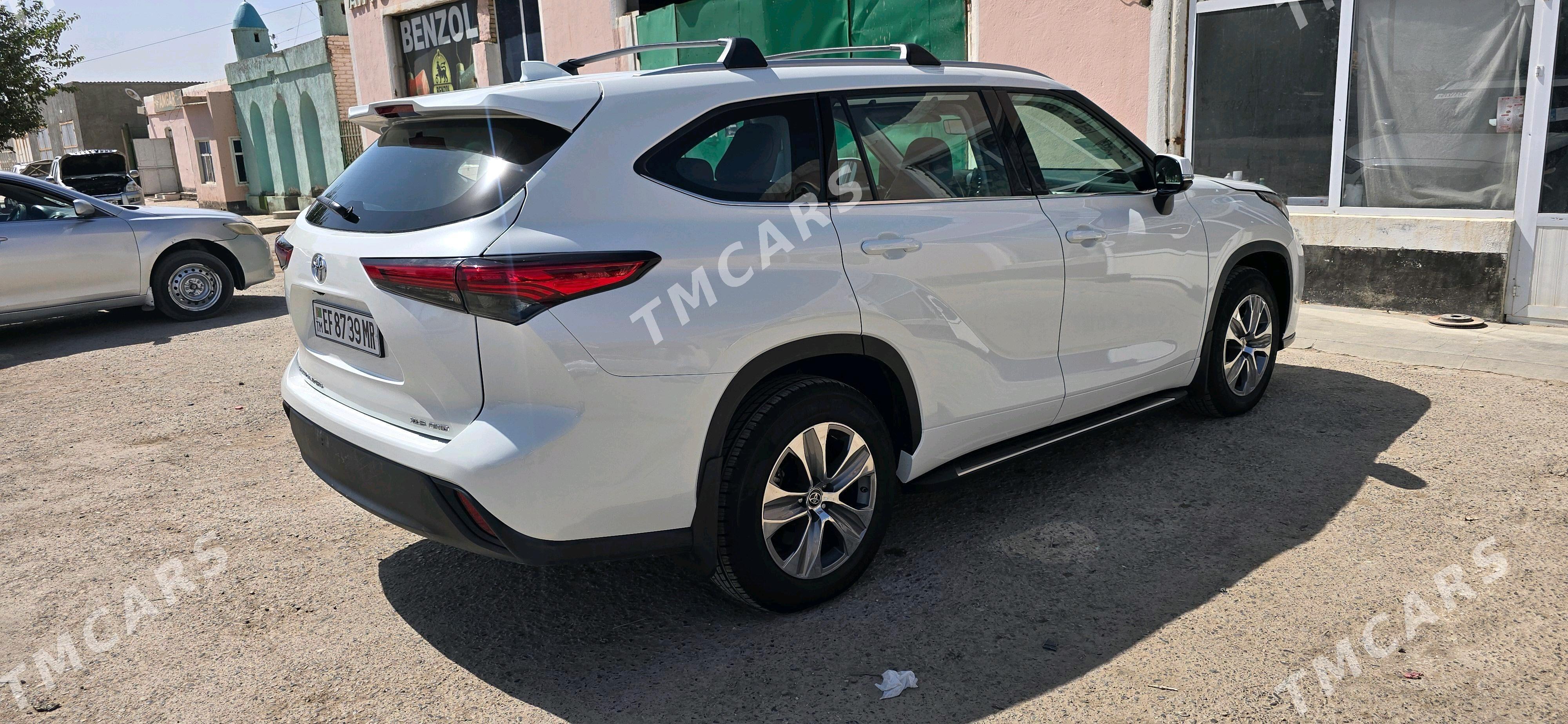 Toyota Highlander 2022 - 540 000 TMT - Байрамали - img 4