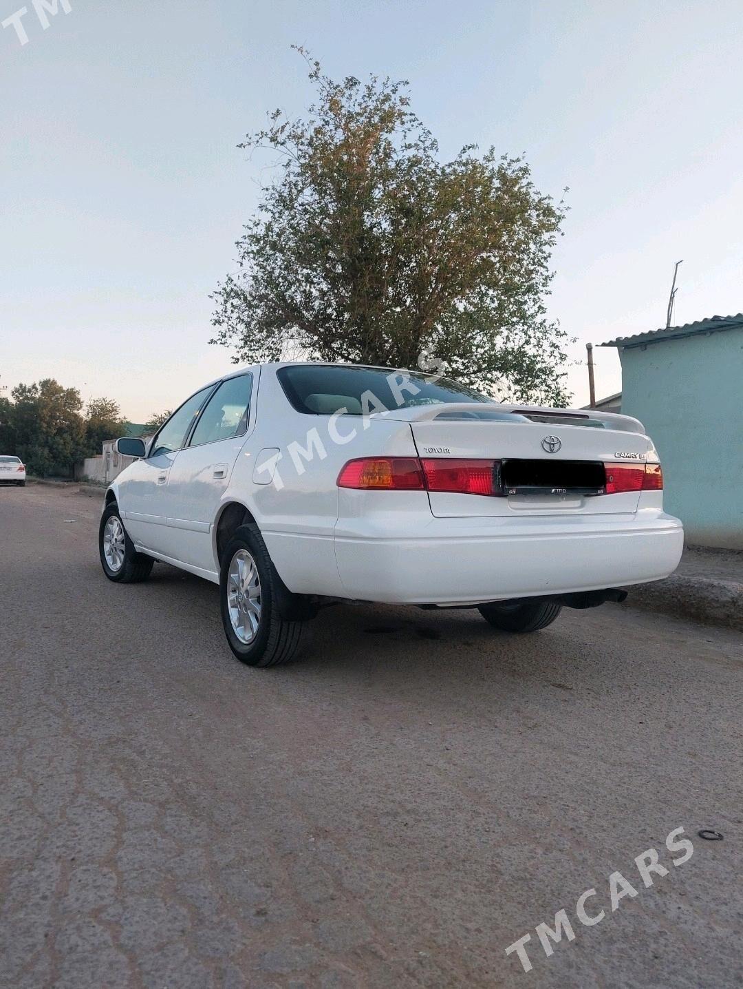 Toyota Camry 2000 - 150 000 TMT - Кёнеургенч - img 8