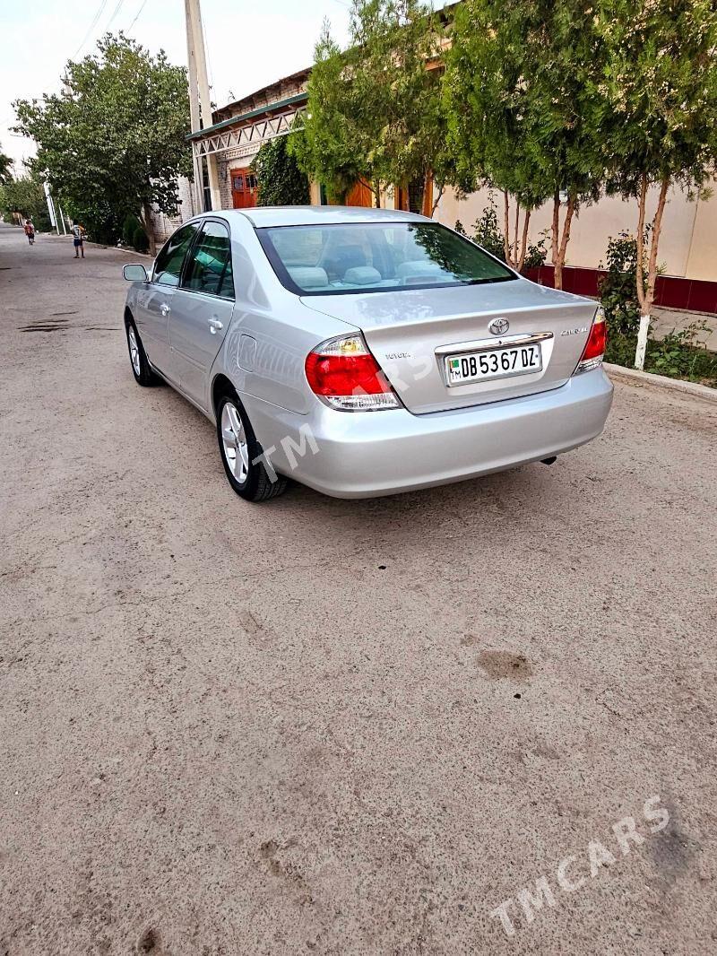 Toyota Camry 2005 - 185 000 TMT - Дашогуз - img 10