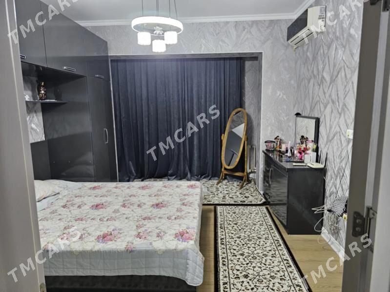 Мир 1 3 комнаты 86 квадратов - Parahat 1 - img 6